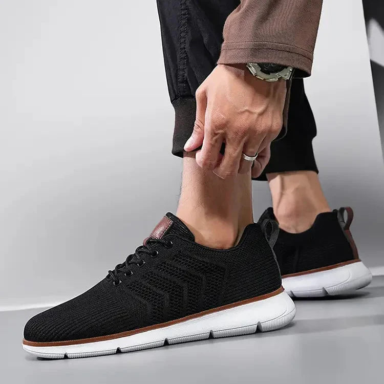 Prestige Trail Running Sneakers