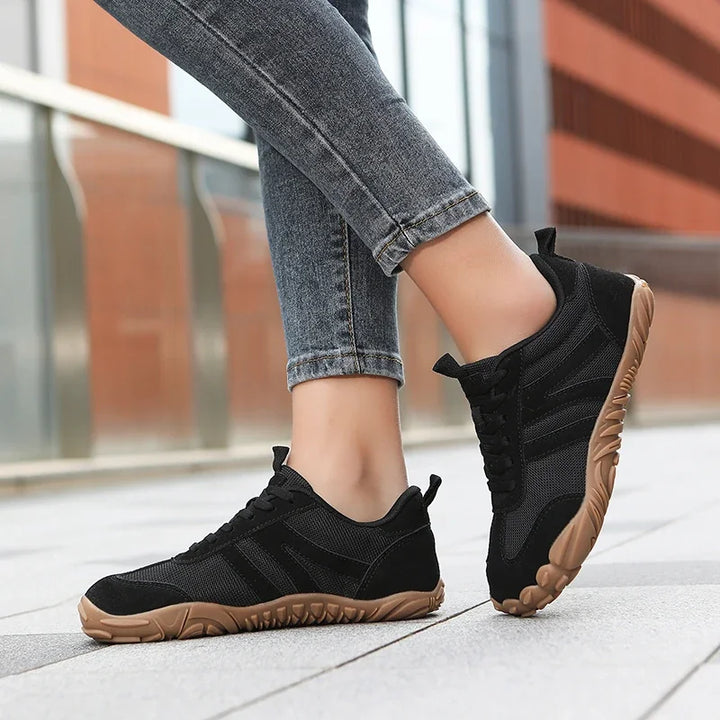 Elowyn Barefoot Wide Toe Sneakers